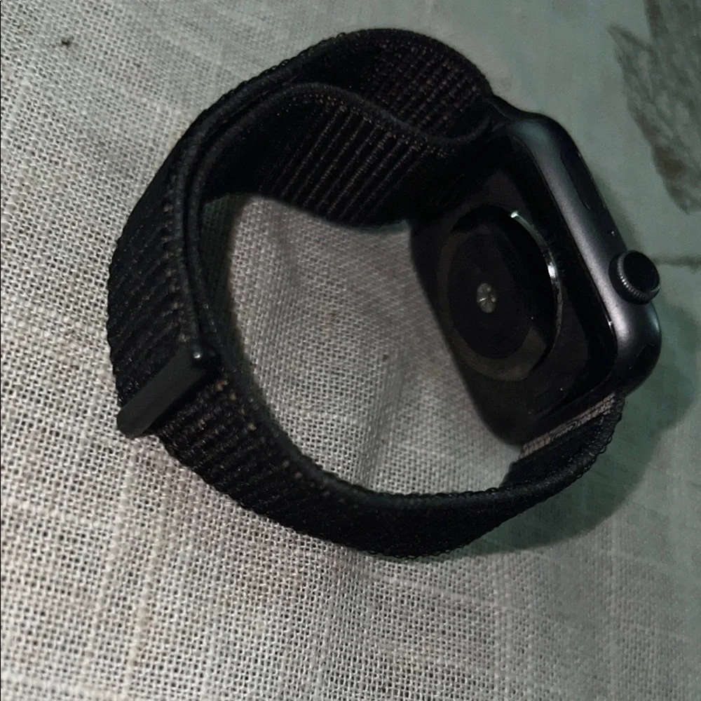 Apple Smartwatch with Band